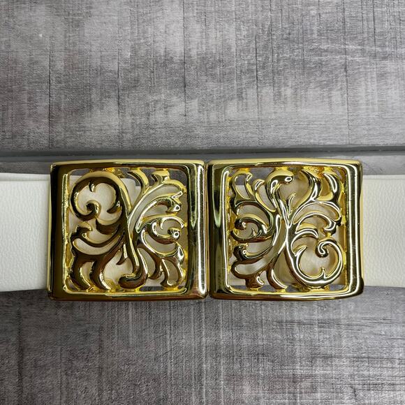 DOUGLAS PAQUETTE DP White 1.25 in Adjustable Belt Gold Scroll Buckle 35 in OSFM - Picture 2 of 5